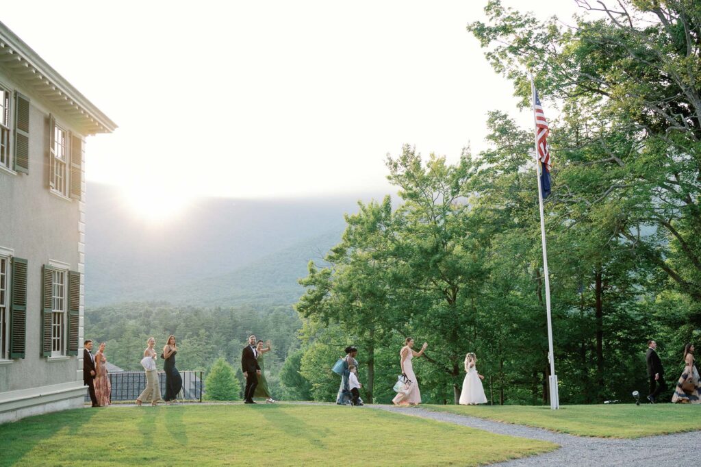 a timeless black tie wedding at Hildene, the Lincoln Family Home in Manchester, Vermont ceremony