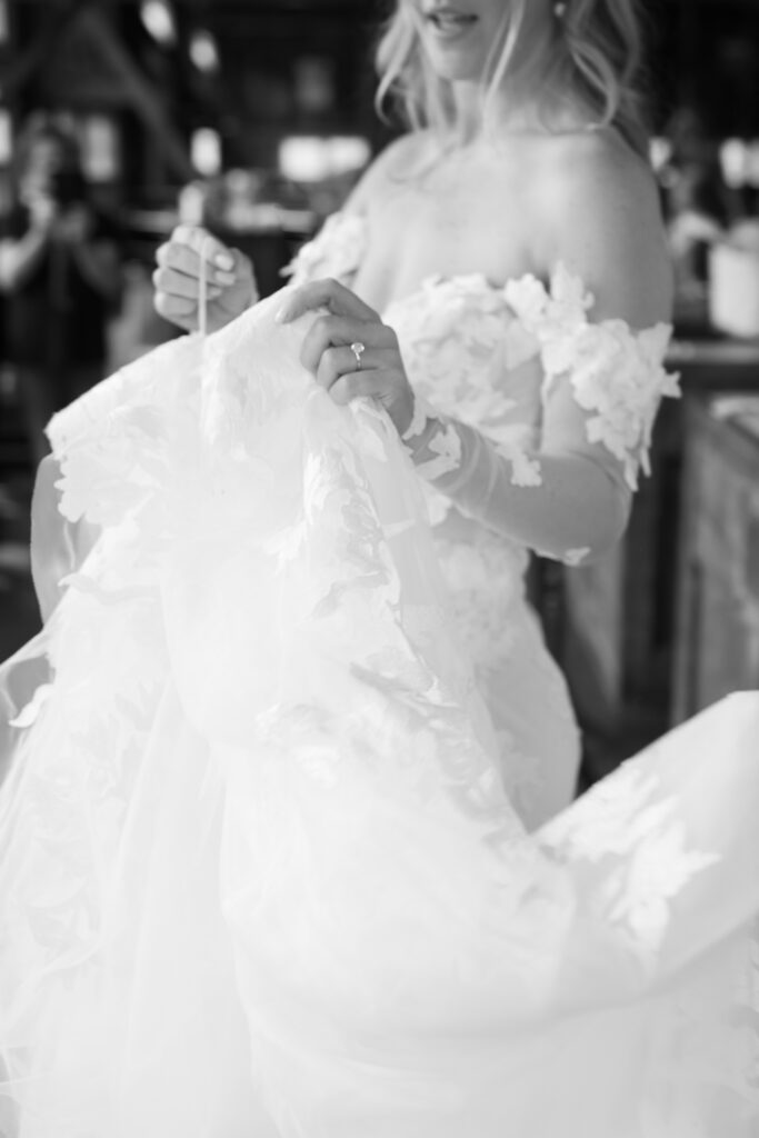 riverside farm vermont wedding in the fall monique lhulier gown
