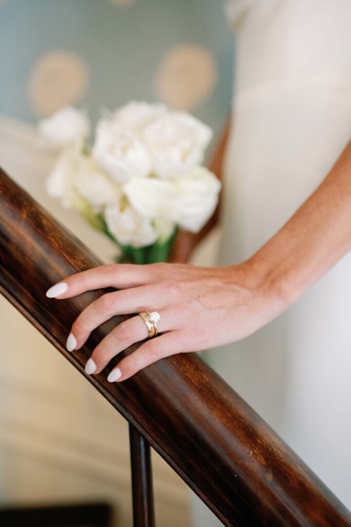A black-tie Vermont wedding with a Nancy Meyers aesthetic at the historic Shelburne Museum Brick House with Personal notes for every guest, espresso martinis + churros, and sweeping lake views—this one’s for the romantics