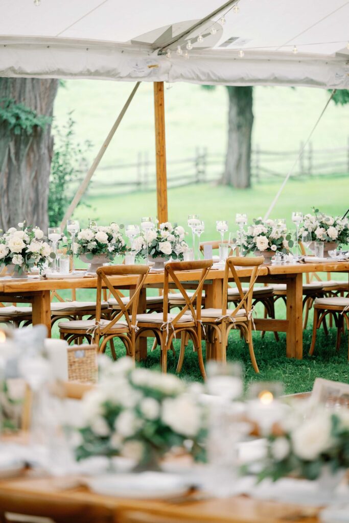 A black-tie Vermont wedding with a Nancy Meyers aesthetic at the historic Shelburne Museum Brick House reception tent